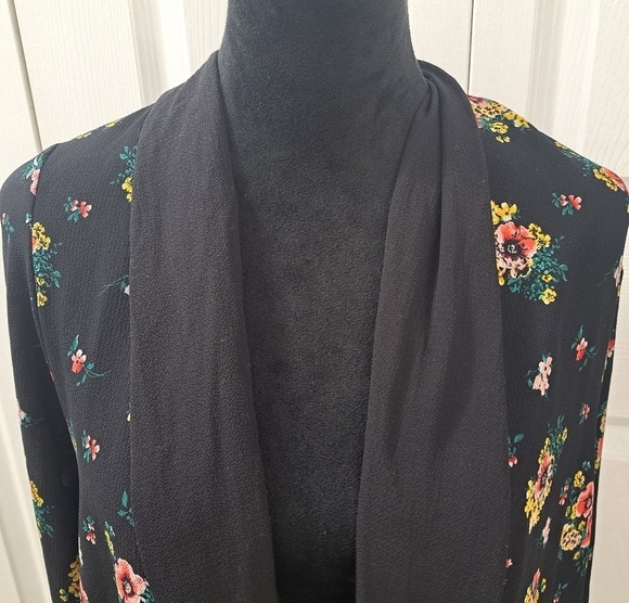 Kaii Los Angeles Floral Duster / Open Robe Size S - Picture 2 of 11